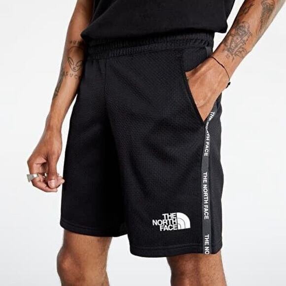 The North Face Men's Size S Shorts Mountain Gym FlashDry Fitness Pocket Bottom - Picture 1 of 12